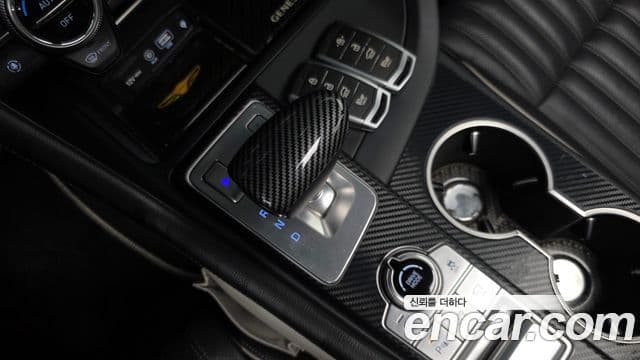 Genesis G70 2019 — ფოტო 9/20