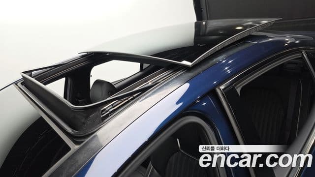 Genesis G70 2019 — ფოტო 15/20
