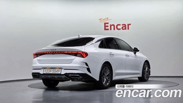 Kia K5 2023 — Şəkil 2/20