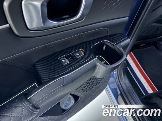 Kia Sorento 2021 — ფოტო 13/20