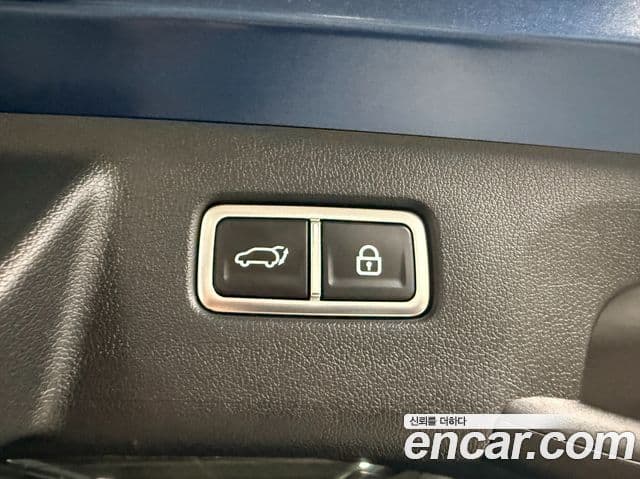 Kia Sorento 2021 — ფოტო 16/20