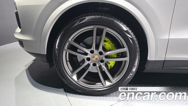 Porsche Cayenne 2023 — Şəkil 5/20