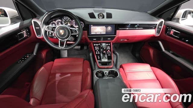 Porsche Cayenne 2023 — Şəkil 7/20