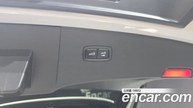 Porsche Cayenne 2023 — Photo 12/32