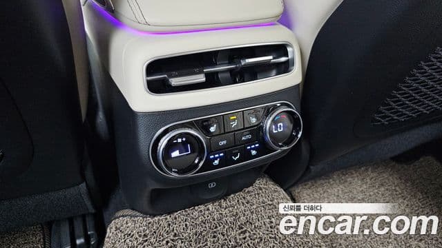 Genesis GV70 2024 — Şəkil 18/20