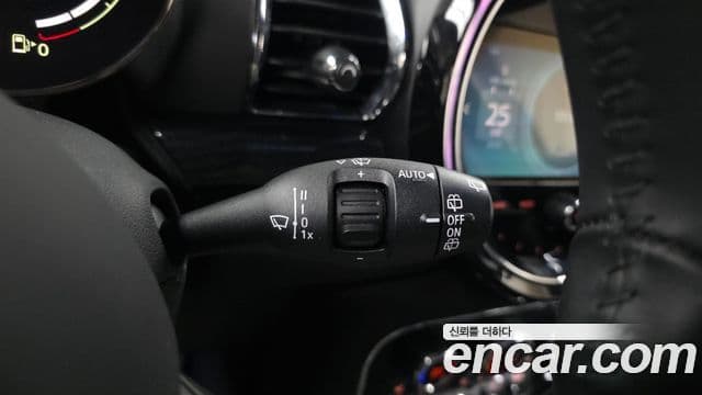 Mini Cooper Clubman 2023 — Şəkil 16/20