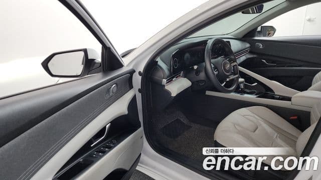 Hyundai Avante 2020 — ფოტო 10/20