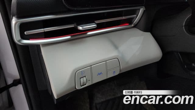 Hyundai Avante 2020 — ფოტო 19/20