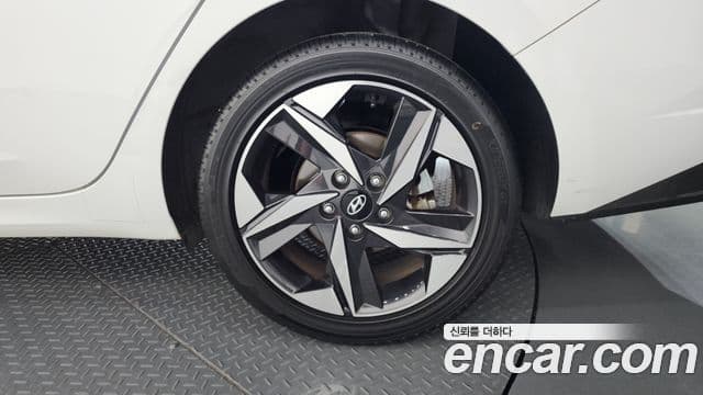 Hyundai Avante 2020 — ფოტო 20/20