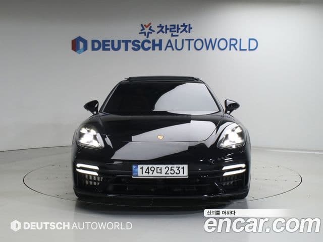 Porsche Panamera 2022 — ფოტო 10/20