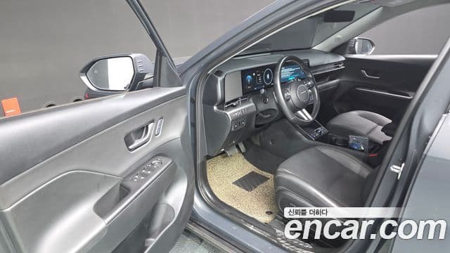Hyundai Kona 2023 — ფოტო 10/20