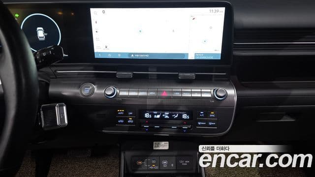 Hyundai Kona 2023 — ფოტო 13/20