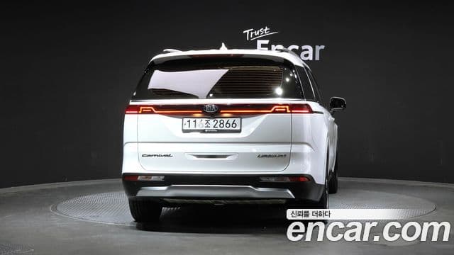 Kia Carnival 2021 — Фото 4/20