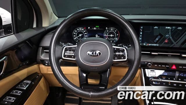 Kia Carnival 2021 — Фото 13/20