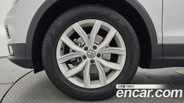 Volkswagen Tiguan 2019 — Şəkil 5/20