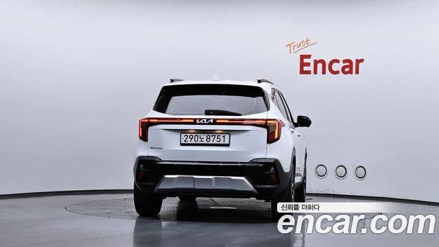 Kia Seltos 2023 — Şəkil 4/20