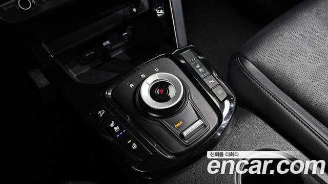 Kia Seltos 2023 — Şəkil 9/20