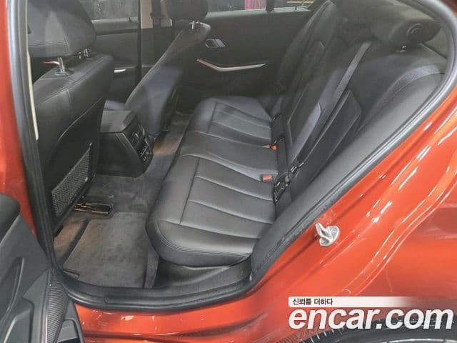 BMW 3 Series 2020 — Şəkil 9/20