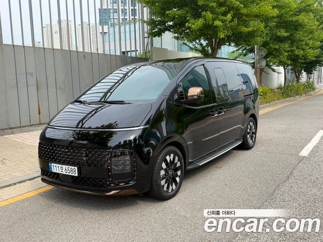 Hyundai Staria 2025 — ფოტო 3/16