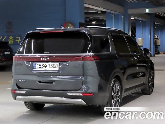 Kia Carnival 2022 — Фото 3/20