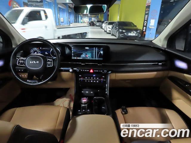Kia Carnival 2022 — Фото 4/20