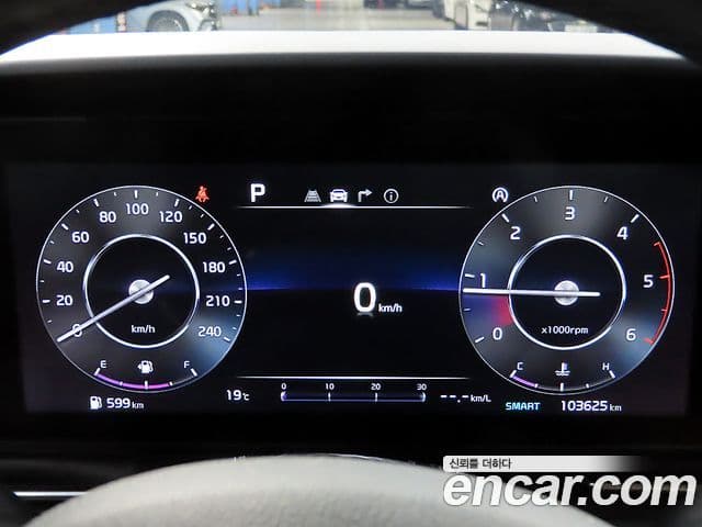 Kia Carnival 2022 — Фото 6/20