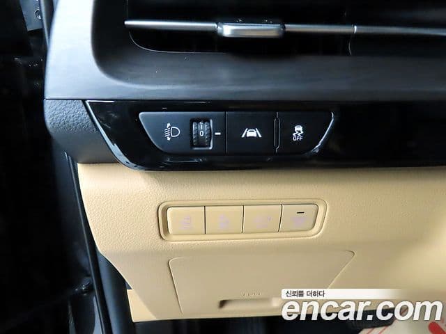 Kia Carnival 2022 — Фото 13/20