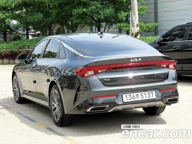 Kia K5 2022 — Şəkil 2/20