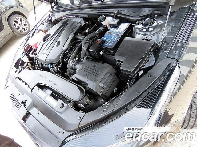 Kia K5 2022 — Şəkil 19/20