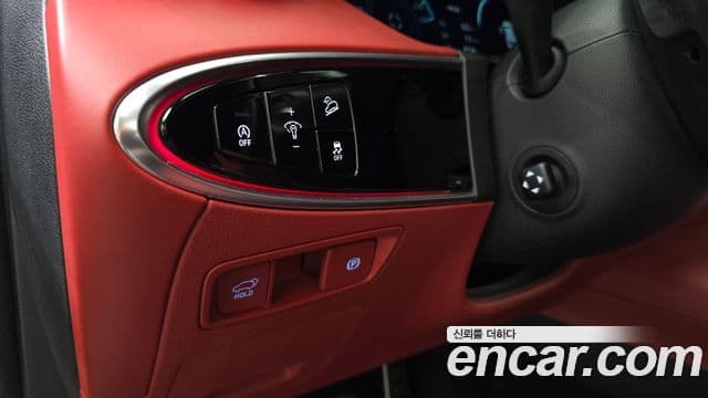 Genesis GV70 2023 — ფოტო 11/37