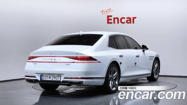 Genesis G90 2022 — ფოტო 2/20