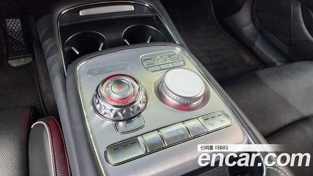 Genesis G90 2022 — ფოტო 9/20