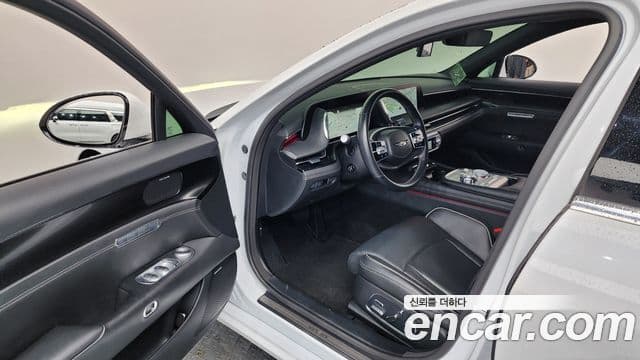 Genesis G90 2022 — ფოტო 10/20