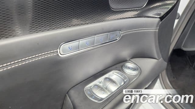 Genesis G90 2022 — ფოტო 19/20