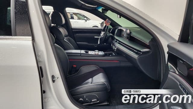 Genesis G90 2022 — Photo 15/37
