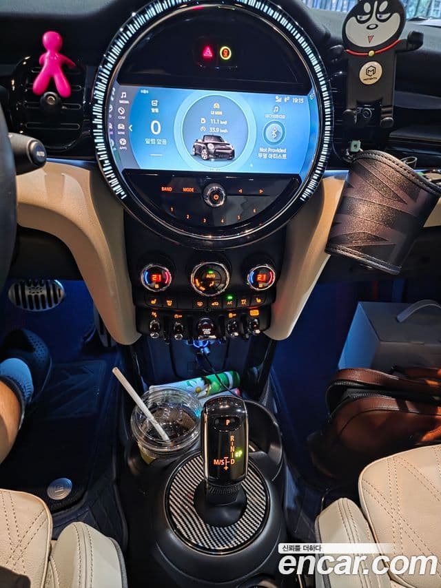 Mini Cooper S Convertible 2022 — ფოტო 1/15