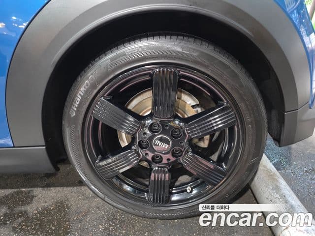 Mini Cooper S Convertible 2022 — ფოტო 5/15