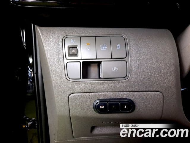 Hyundai Staria 2024 — Şəkil 17/20