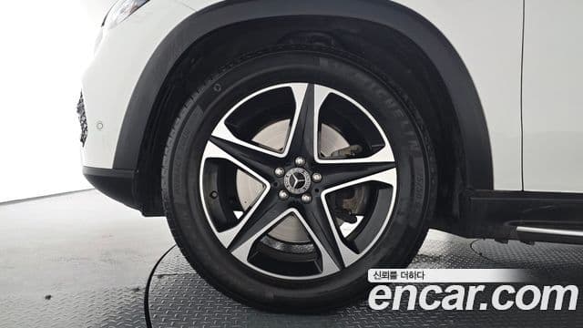 Mercedes-Benz GLE-Class 2022 — ფოტო 5/20