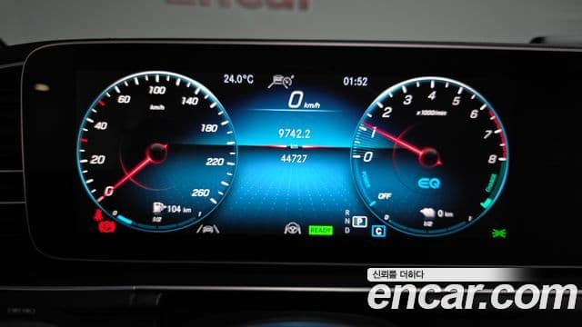Mercedes-Benz GLE-Class 2022 — ფოტო 8/20