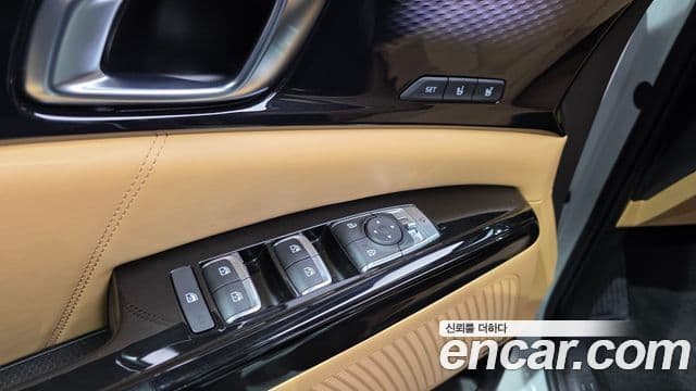 Kia Carnival 2022 — Photo 10/34