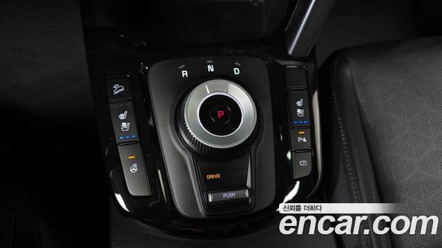 Kia Seltos 2022 — ფოტო 9/20