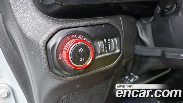 Jeep Wrangler 2020 — Şəkil 18/20