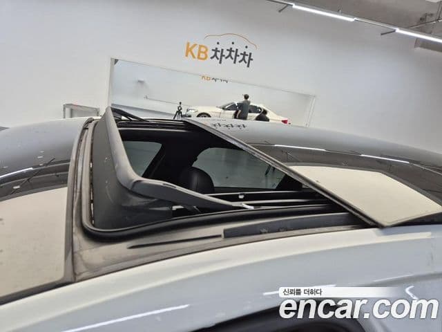 Audi A6 2023 — Şəkil 12/19