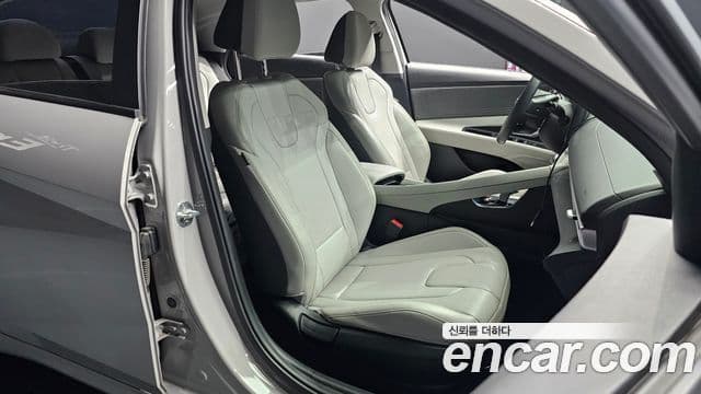 Hyundai Avante 2020 — ფოტო 12/20
