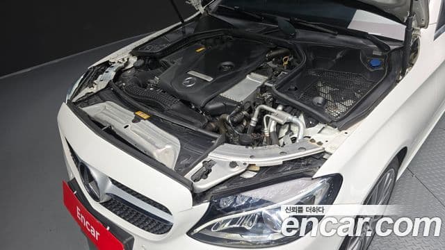 Mercedes-Benz C-Class 2018 — Şəkil 6/20