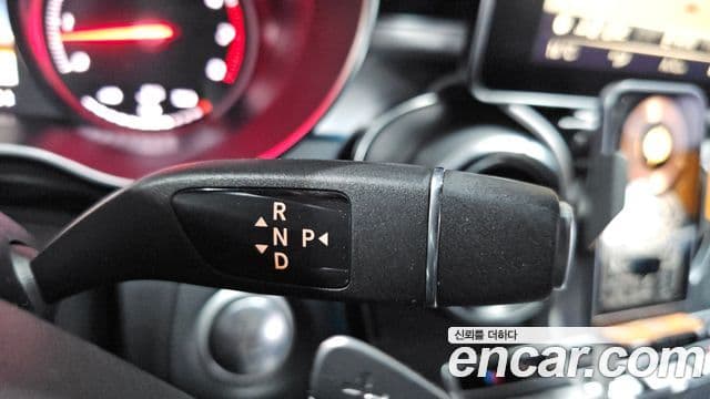 Mercedes-Benz C-Class 2018 — Şəkil 9/20