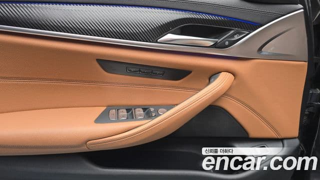 BMW 5 Series 2020 — Şəkil 6/30