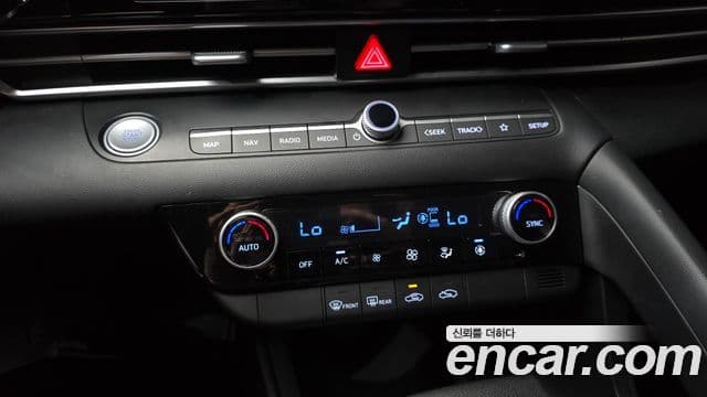 Hyundai Avante 2023 — Фото 18/20
