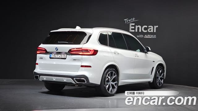 BMW X5 2021 — Фото 2/20